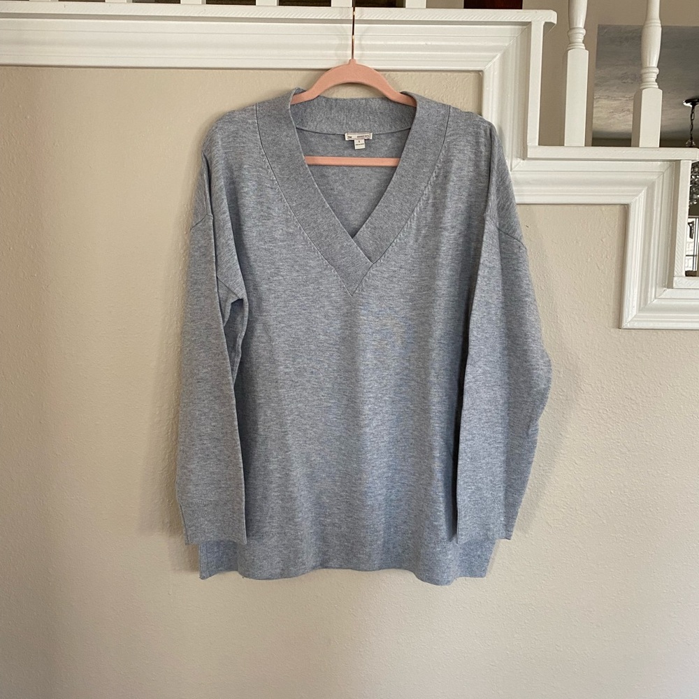 Women’s Gap V Neck Sweater